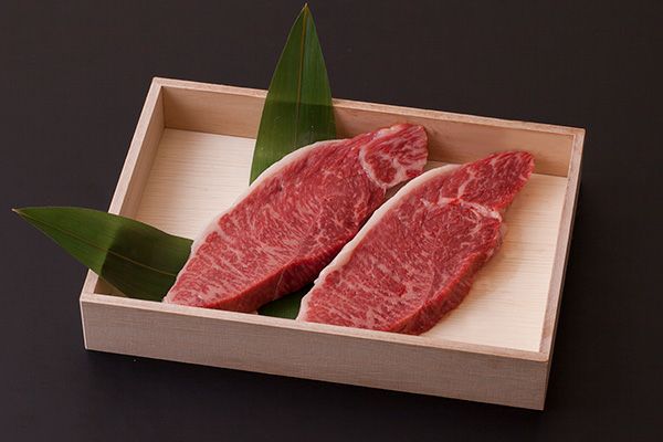 送料無料]A5等級松阪牛イチボステーキギフト 100g×2枚～ | 松阪牛の長太屋